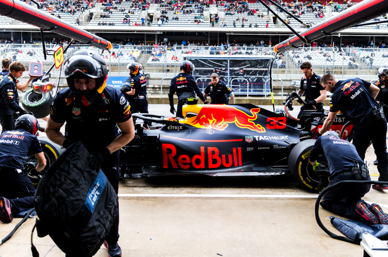 Illustration for article titled Here's All The Action From Friday At The U.S. Grand Prix
